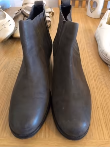 Photo of free Ankle Boots size 7 (Cheshunt En8) #1