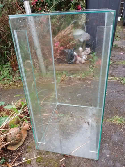 Photo of free 2ft Fish Tank (clayhill CH64) #3
