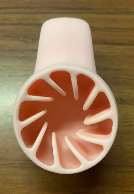 Photo of free nail polish holder (midtwn) #2