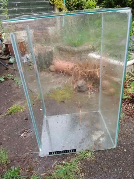 Photo of free 2ft Fish Tank (clayhill CH64) #2
