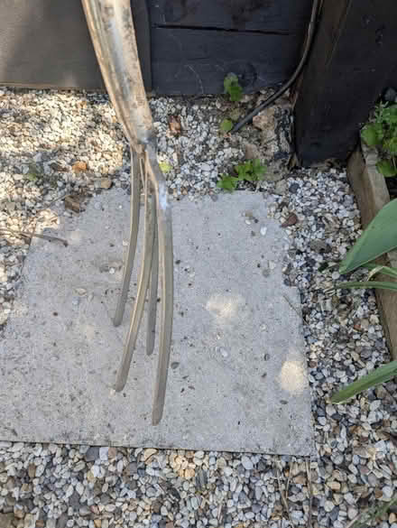 Photo of free Used pitchfork - needs repairing (CB4) #3