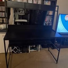 Photo of free Desk (Gardena) #3