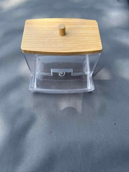 Photo of free Cotton bud dispenser (Barry CF62) #2