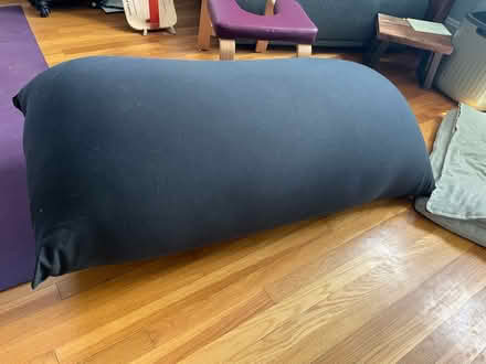 Photo of free Yogibo bean bag (Near School at Mount Auburn.) #1