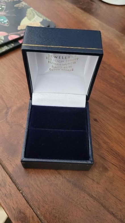 Photo of free Jewellery box for a ring (Hornchurch RM12) #1