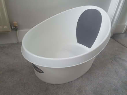 Photo of free Shnuggle Toddler Bath (Waddon CR0) #1