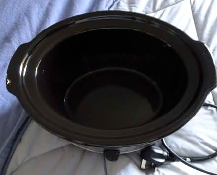 Photo of free Daewoo 3.5litre Slow Cooker (Wimborne Minster BH21) #4