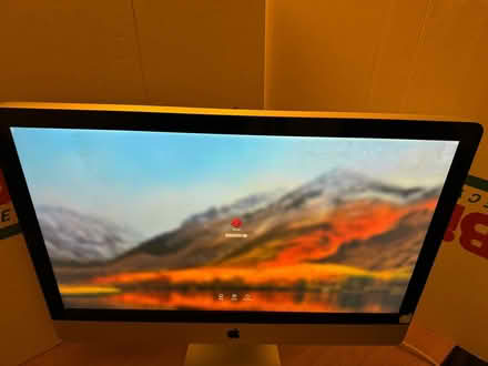 Photo of free REFURB iMac 27-inch Late 2009 (Merry Hill WD23) #1