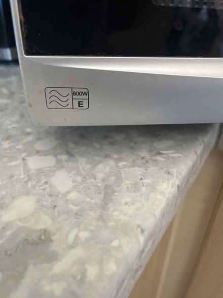 Photo of free Microwave (broken) (West Ealing) #4