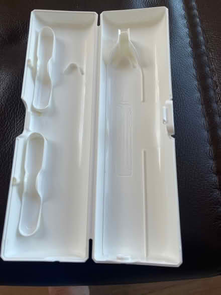 Photo of free Braun electric toothbrush holder (Milnathort) #1