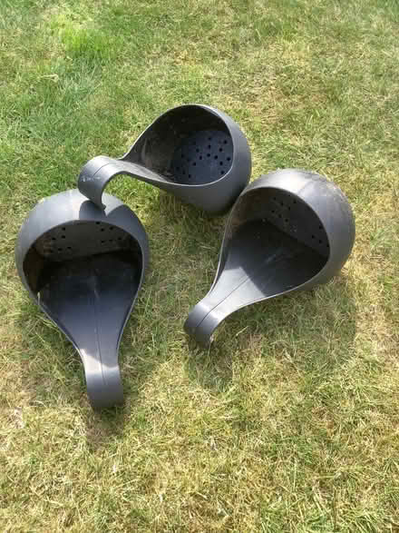 Photo of free Small hanging planters (Childwall L16) #1