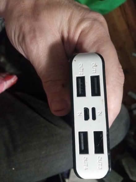 Photo of A four charger portable charger (Brooklyn) #2