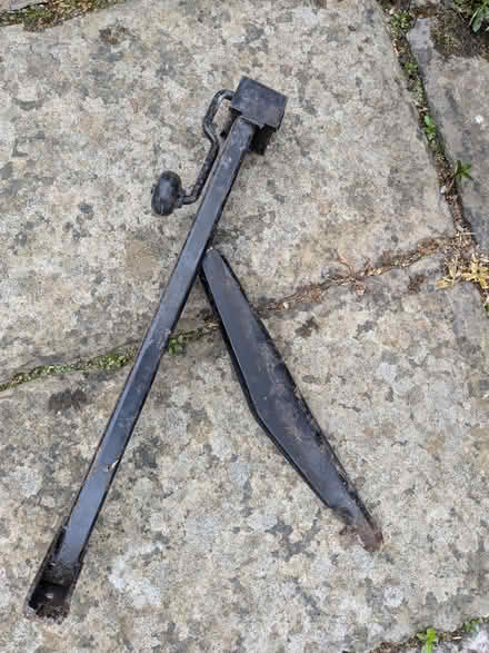 Photo of free Car jack (AB24) #2