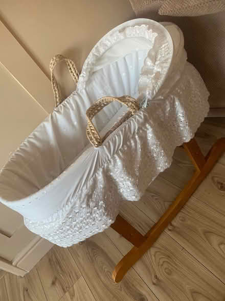 Photo of free Moses basket (Ch46 9rn) #1