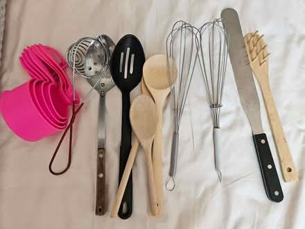 Photo of free a couple of kitchen bits (Redditch B97) #1