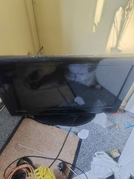 Photo of free 32 inch tv (Whittlesey) #1
