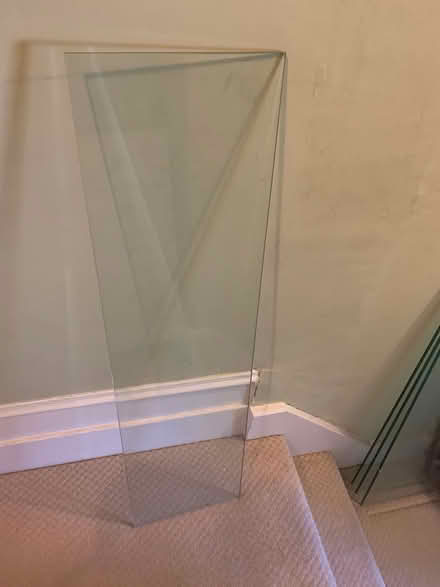 Photo of free 4 Clear glass shelving (SW178JR) #1