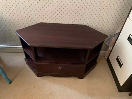 Photo of free TV cabinet (Barrow upon Soar LE12) #1