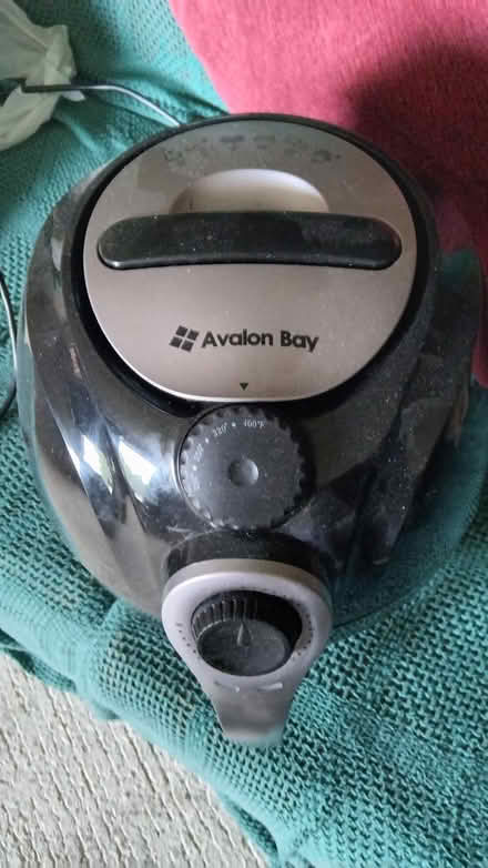 Photo of free Air fryer (Magnolia 98199) #3