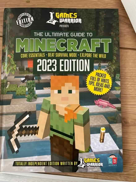 Photo of free Minecraft Book (CH43) #1