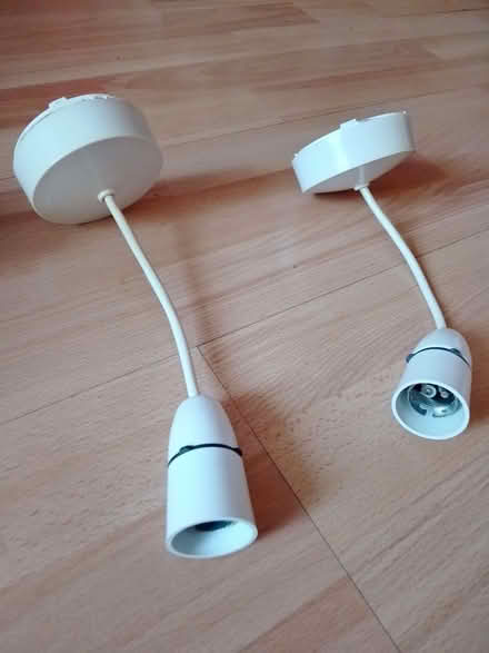 Photo of free ROSE LIGHT FITTINGS x 4 (Warstock B14) #3