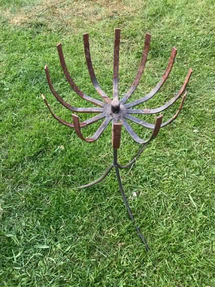 Photo of free Plant holder (Ringwood) #1