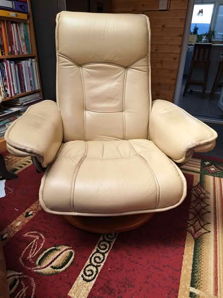 Photo of free Swivel recliner (Bodenham) #1