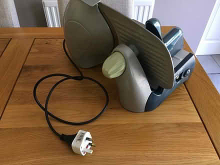 Photo of free Electric slicer (Crowthorne RG45) #3