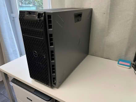 Photo of free Dell PowerEdge T430 - NO HARD DRIVES (Hove BN3) #1