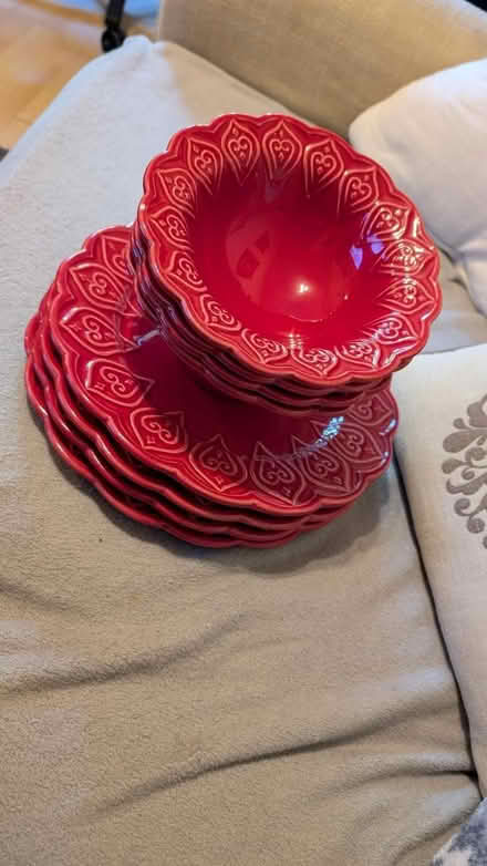 Photo of free 4x Plates 4x bowls (EH11 Fountain Park) #1
