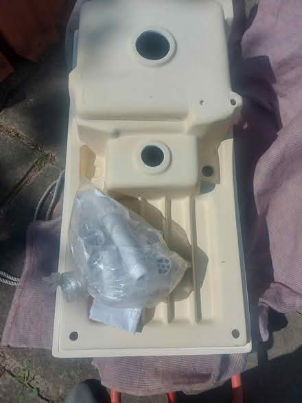 Photo of free Kitchen sink (Barnstaple) #1