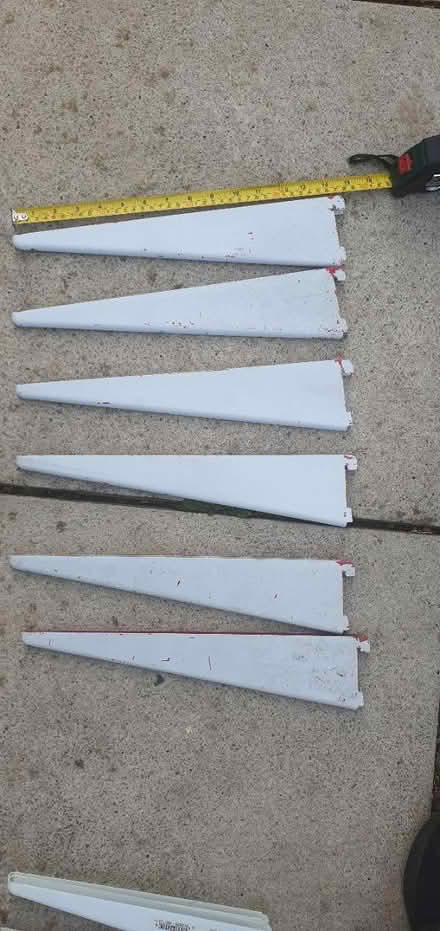 Photo of free Large metal bracket (GU21) #1