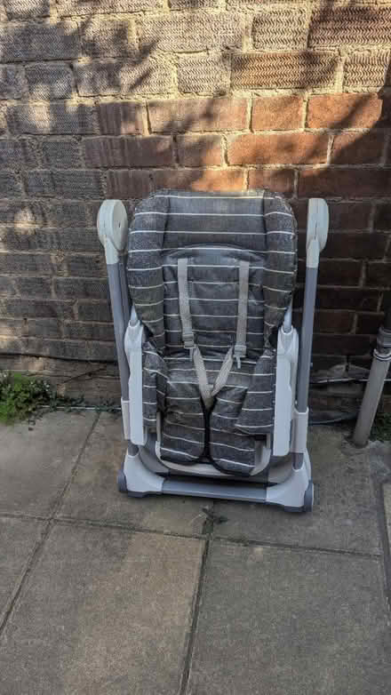 Photo of free High chair (missing tray) (TW9) #1