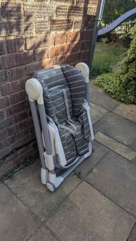 Photo of free High chair (missing tray) (TW9) #2