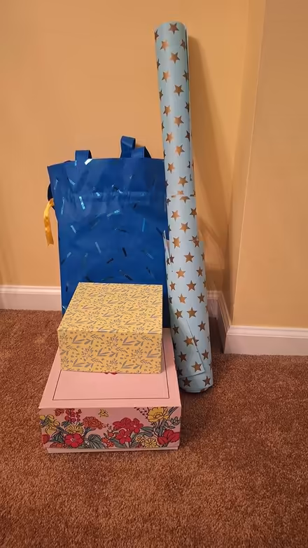 Photo of free Party and Gifting Supplies (Waugh Chapel) #4