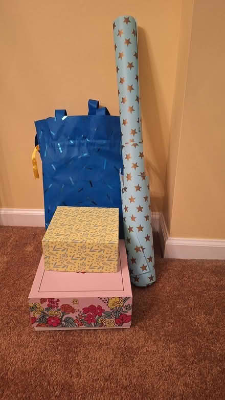 Photo of free Party and Gifting Supplies (Waugh Chapel) #4