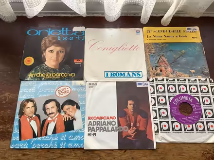 Photo of free 5 singles (Crewkerne) #1