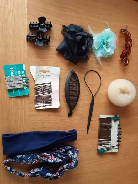 Photo of free Various hair accessories (Butetown CF10) #3