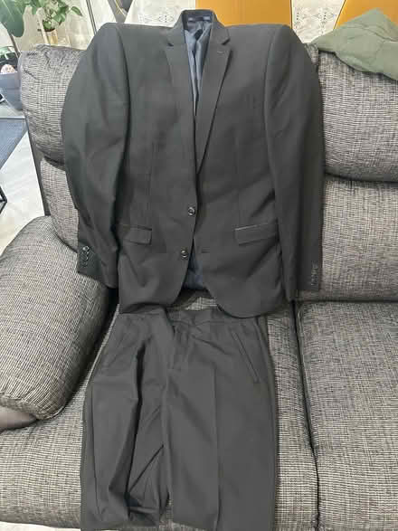 Photo of free 38R man formal suit (SM6) #1