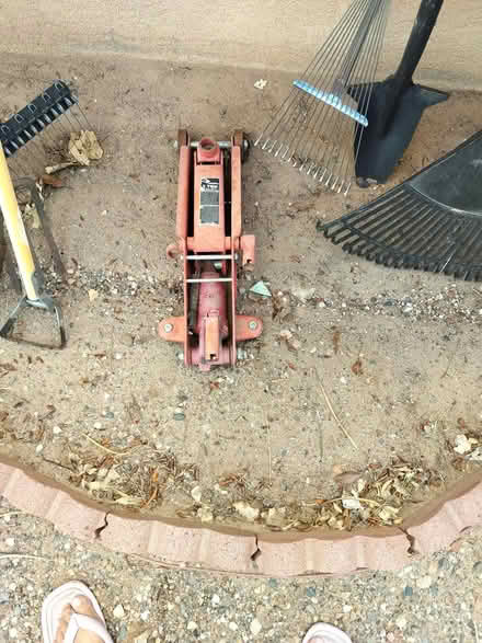 Photo of free Small wooden ladder and a car jack (Rio Rancho) #3