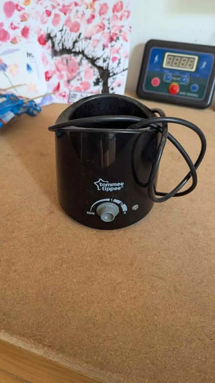 Photo of free Tommee Tippee bottle warmer (TW9) #1