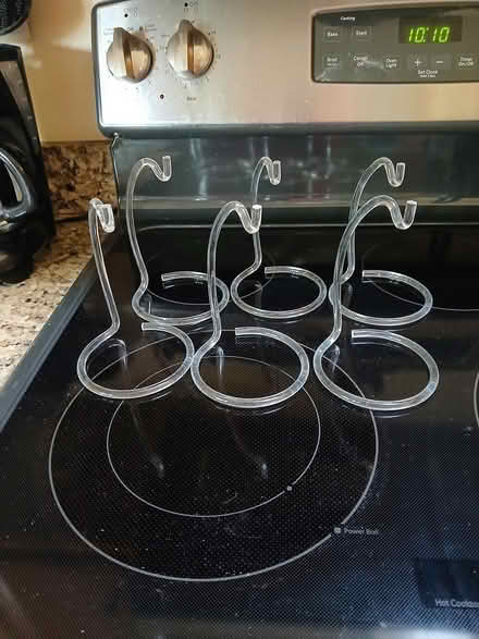 Photo of free ornament holders (Woodridge-near 75th and Janes) #1