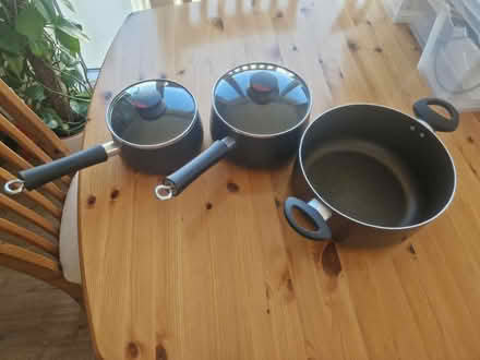 Photo of free 3 saucepans, 2 lids (SE10) #1