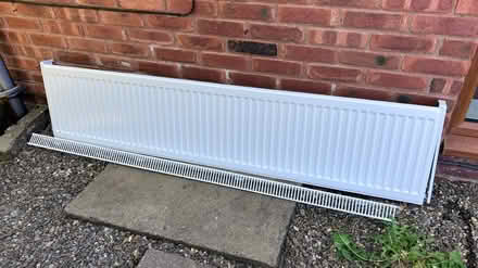 Photo of free Single radiator 180x40 (Meadowtown SY5) #1