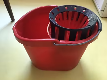 Photo of free mop bucket (Clerkenwell EC1R) #1