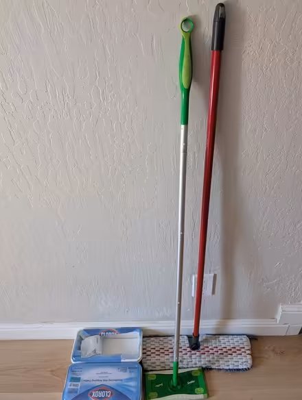 Photo of free Dry and wet mop, refills (Ortega Park) #1