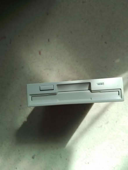 Photo of free Floppy disk drive (Yalding ME18) #2