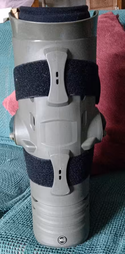 Photo of free Medical boot, for fractured ankle (Magnolia 98199) #1