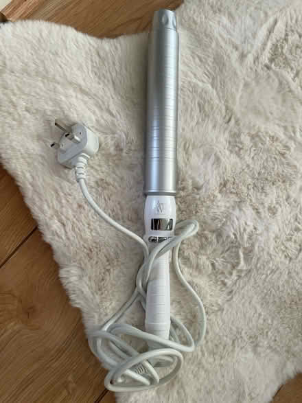 Photo of free Beauty Work Hair Curling Wand (CH43) #2