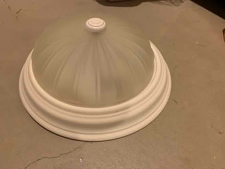 Photo of free Ceiling mounted light fixture (Stuart and College) #1